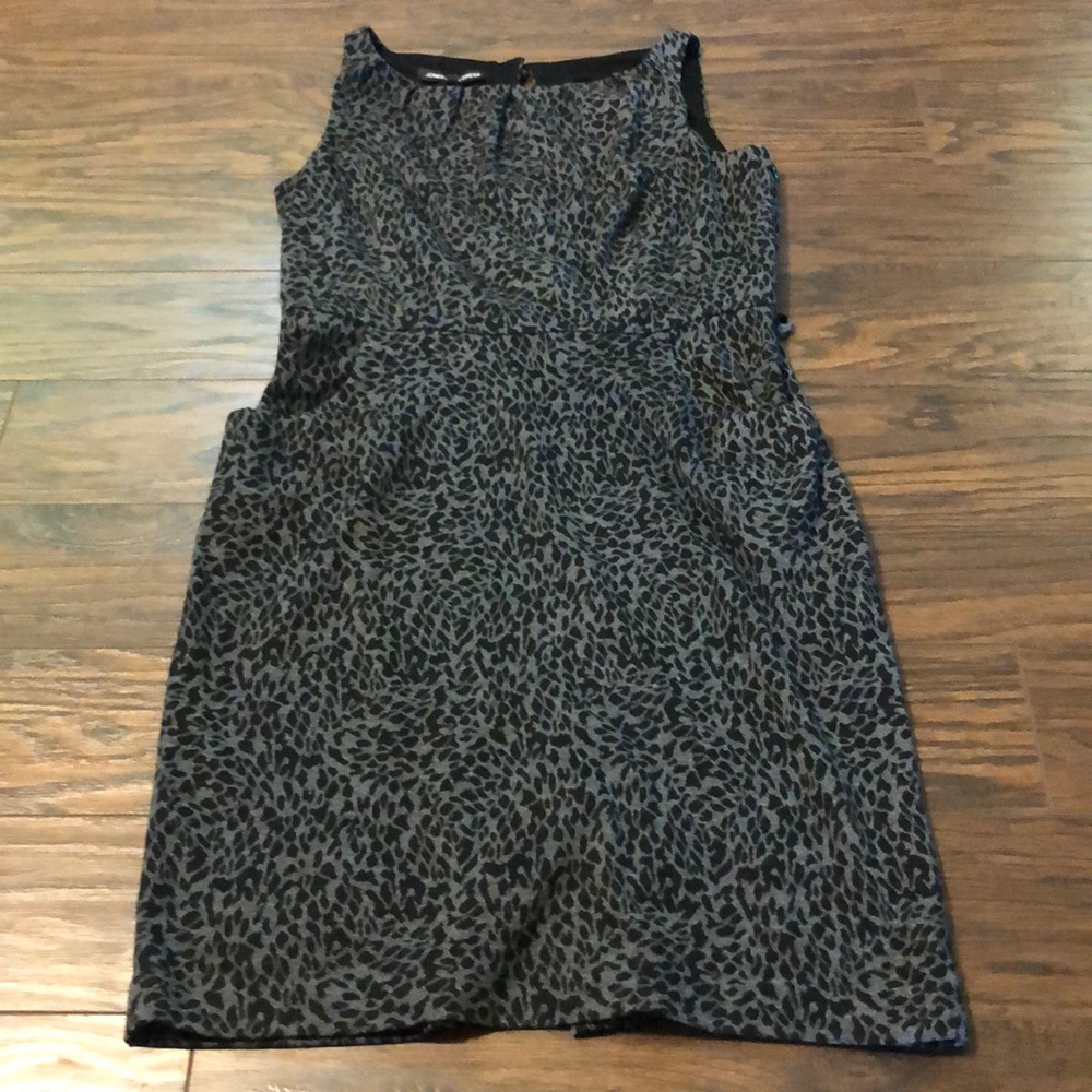 Printed sleeveless dress